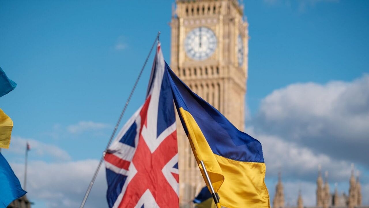 Ukrayna ve İngiltere arasında 100 yıllık ortaklık anlaşması