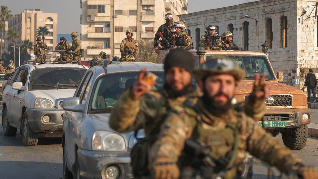 Esad'ın Askerleri Teslim Oluyor