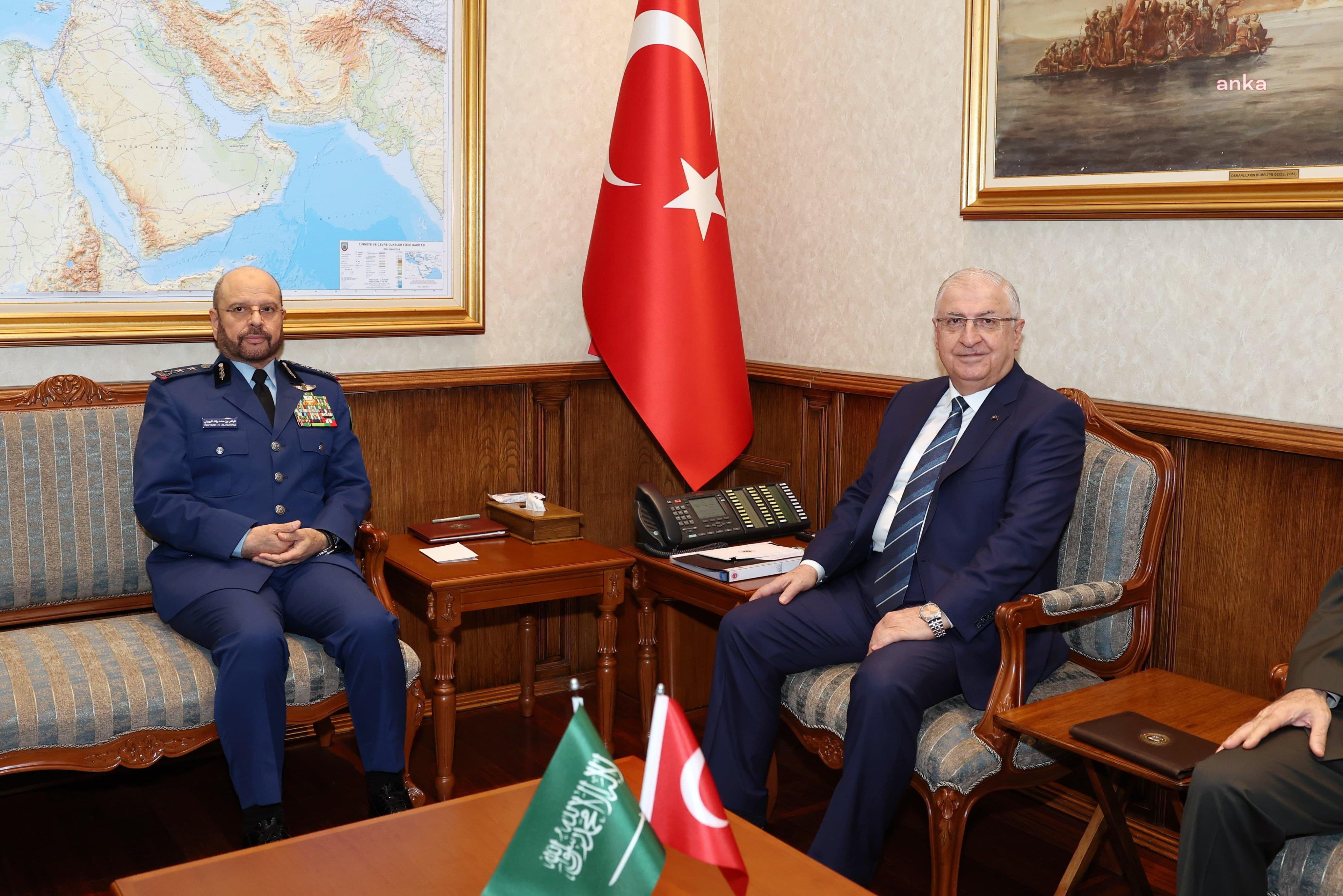MSB Güler, Suudi Arabistan Genel Kurmay Başkanı'yla Görüştü