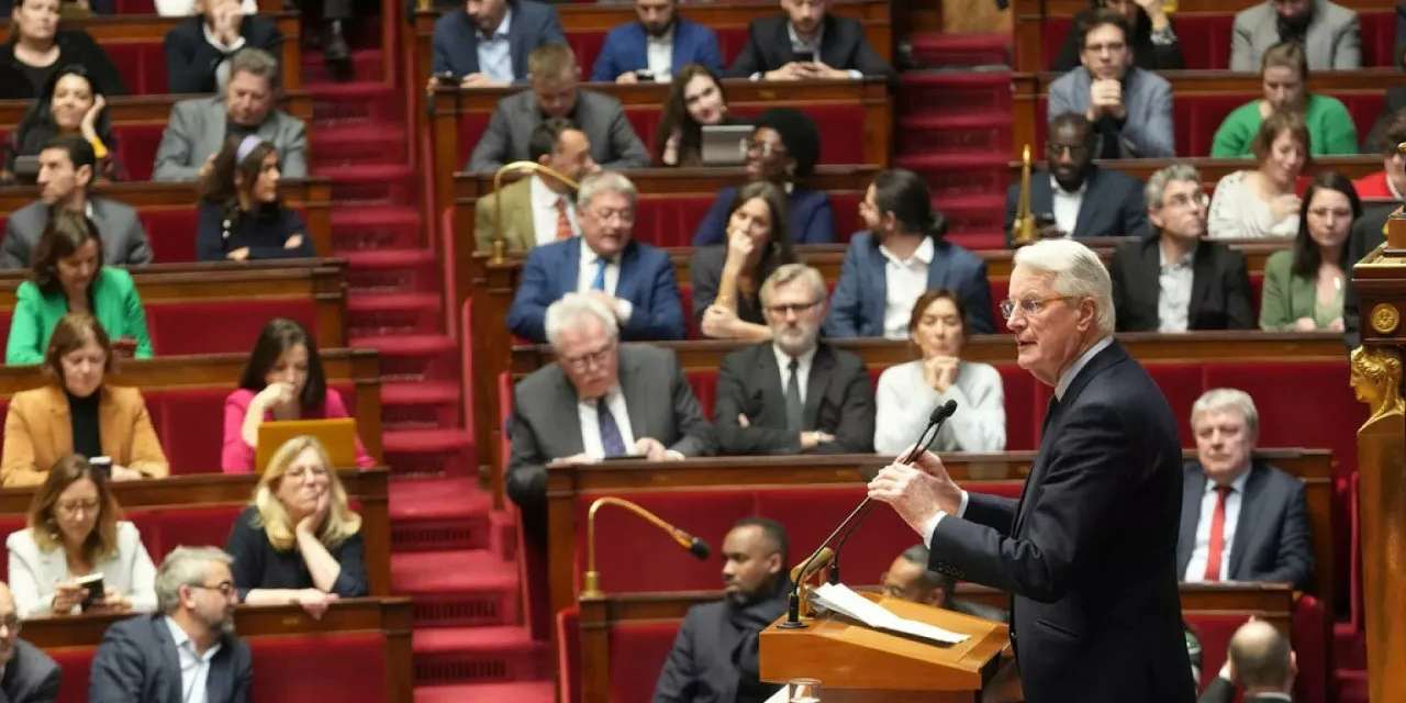 Fransa'da hükümet 8 Eylül'de parlamentodan güvenoyu isteyecek