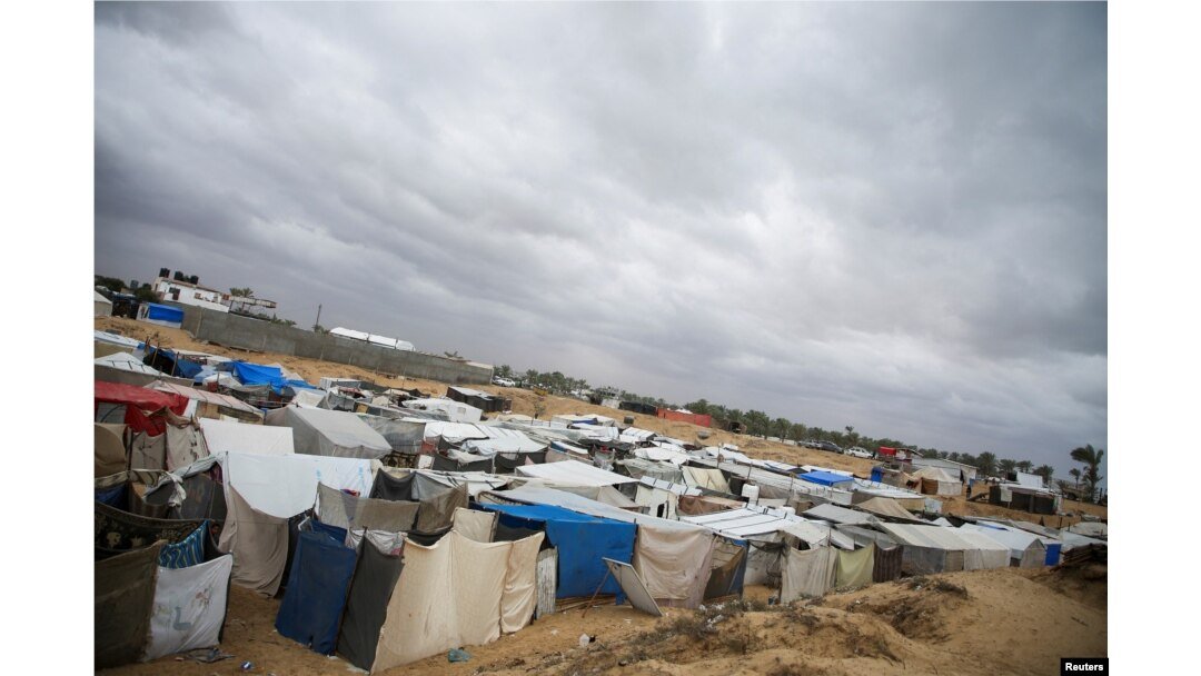 Gazze’yi kum fırtınası vurdu