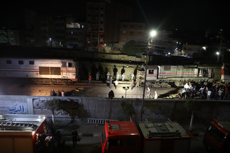 Mısır’da tren kazası: 3 ölü, 94 yaralı