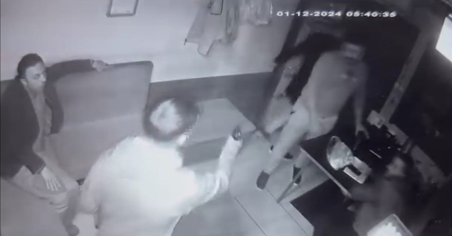 Ankara'da 16 yaşında çocuk taksi durağına silahla saldırdı