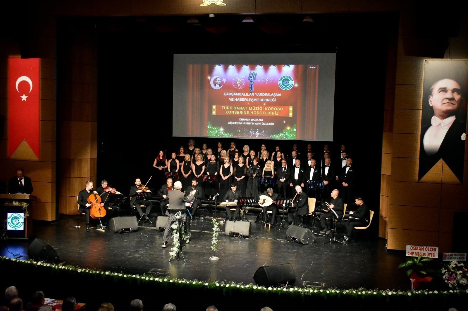 Çarşambalılar Derneği TSM Korosu’ndan Yılın Son Konseri