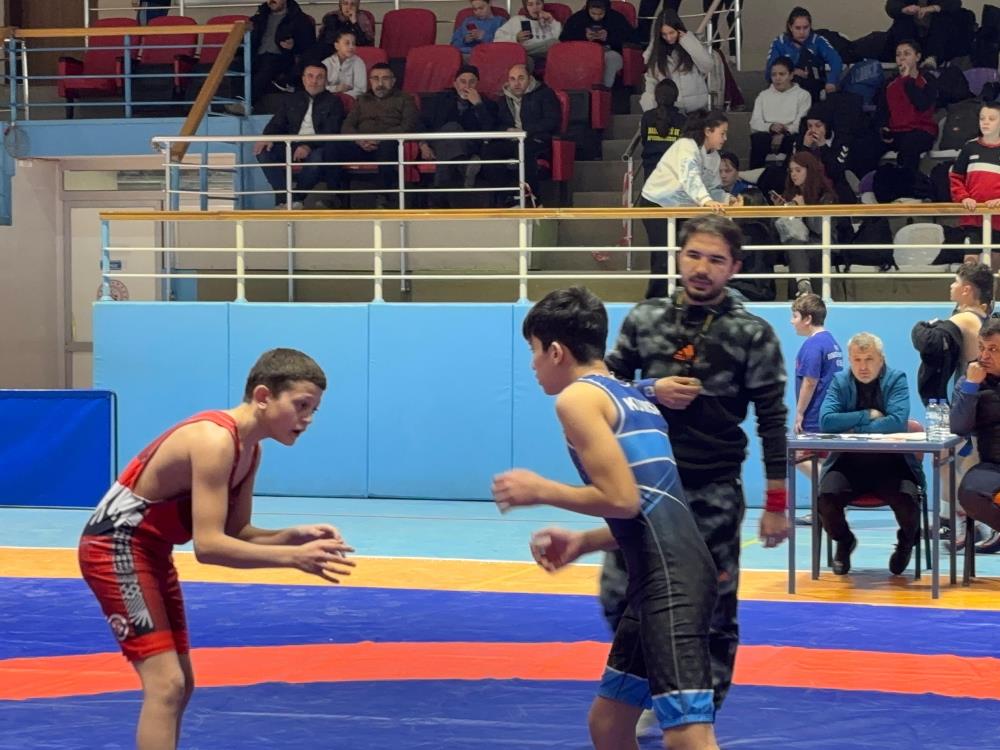 Grekoromen güreş müsabakaları sona erdi