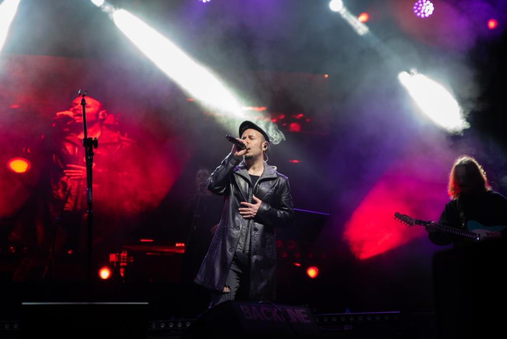 OMÜ'nün 50. yılında Emre Aydın konseri - Manşet Haber