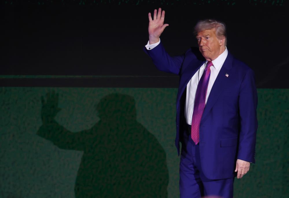 Trump’tan sert İran uyarısı