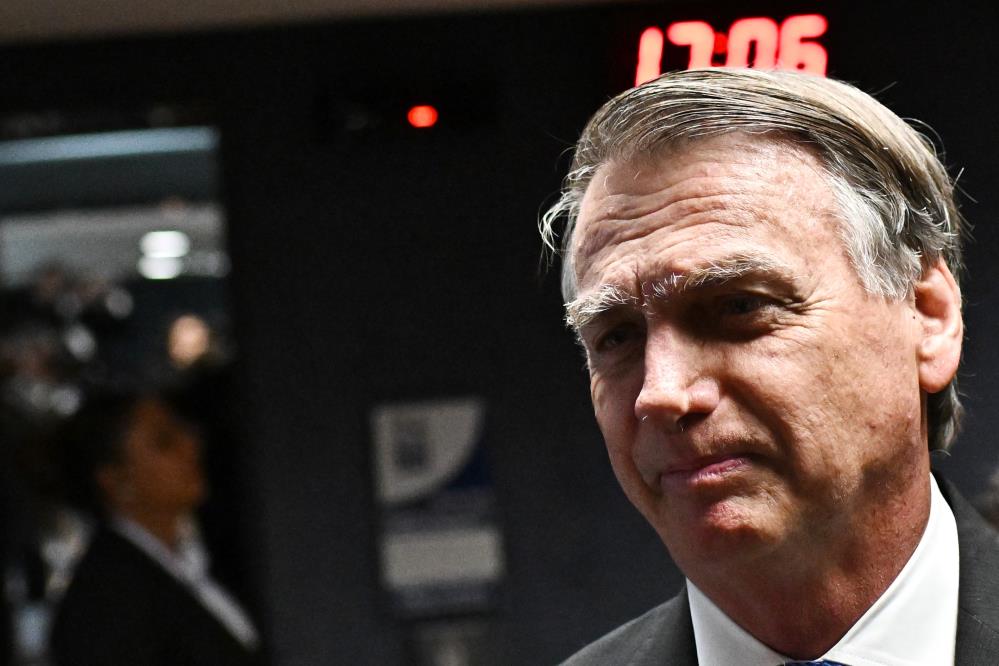 Bolsonaro, darbe girişimi suçlamasıyla hakim karşısına çıktı