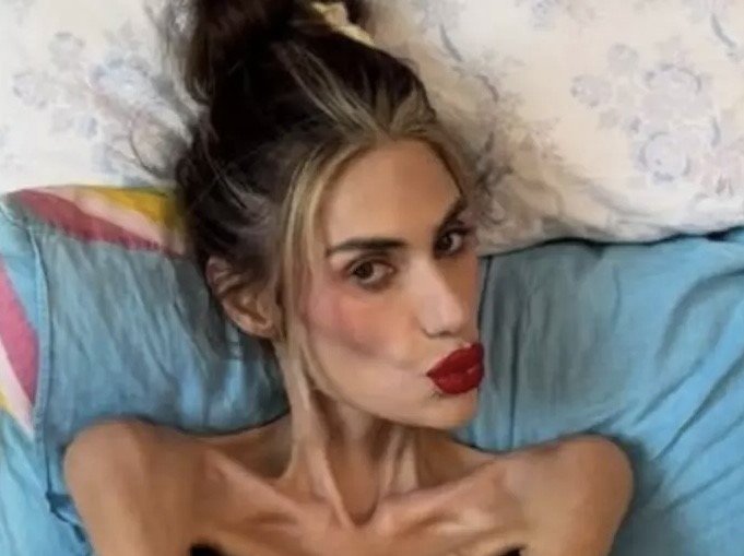 Hayata tutunamadı, Nihal Candan vefat etti - Manşet Haber