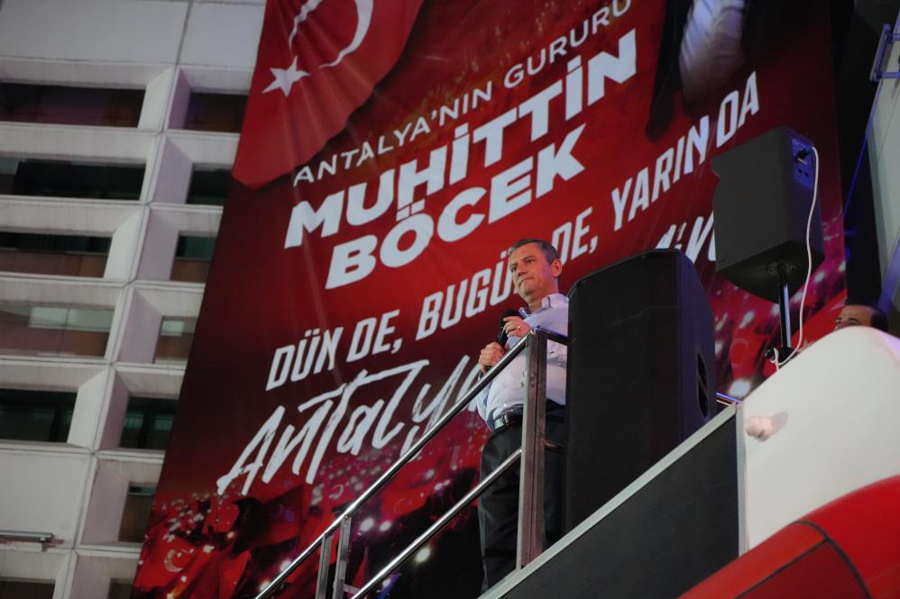 Özgür Özel'den Cezaevine ziyaret ve miting mesajı: 