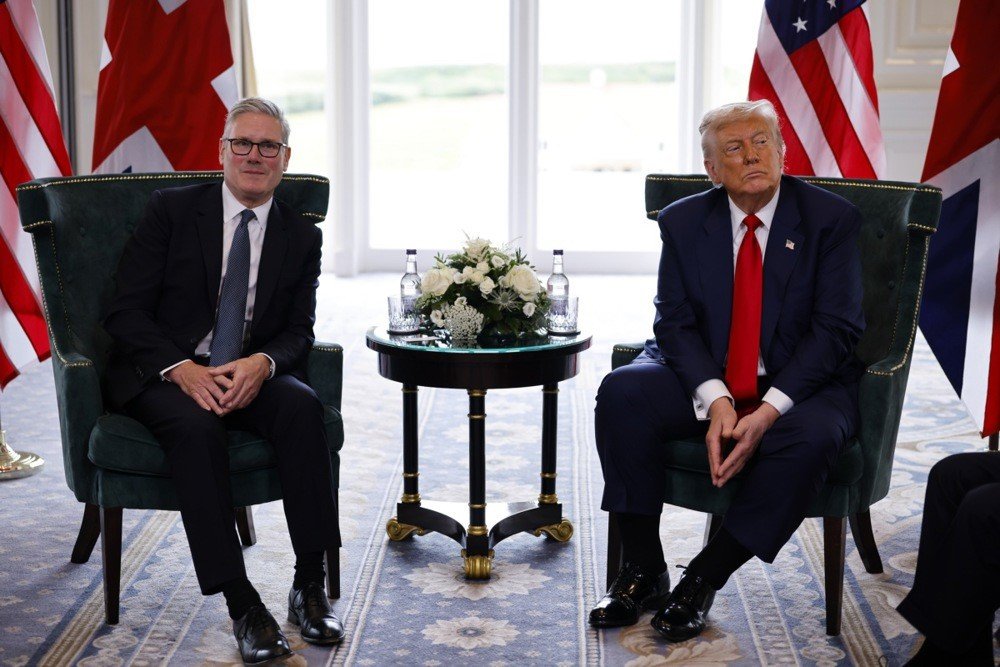 Gazze'de ateşkes mesajı: Trump ve Starmer aynı karede