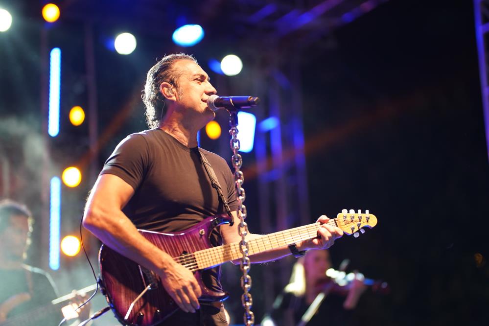 Anadolu rock müziğinin sevilen ismi, Erzincan’da - Manşet Haber