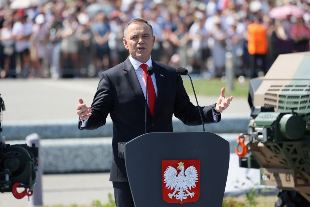 Polonya Cumhurbaşkanı Nawrocki’den Ukraynalılara yardım yasasına veto