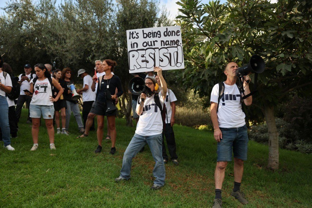 İsrail’de rehine yakınları Netanyahu’nun evine yürüdü