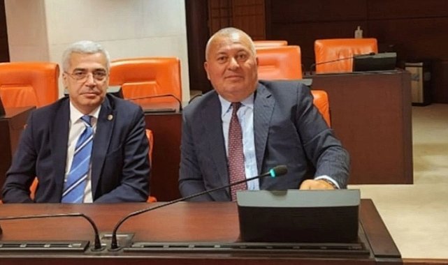 Cemal Enginyurt ve Salih Uzun DP'den İstifa Etti