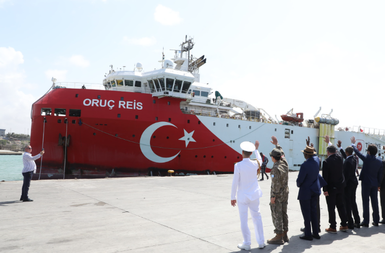 Oruç Reis yurda dönüyor