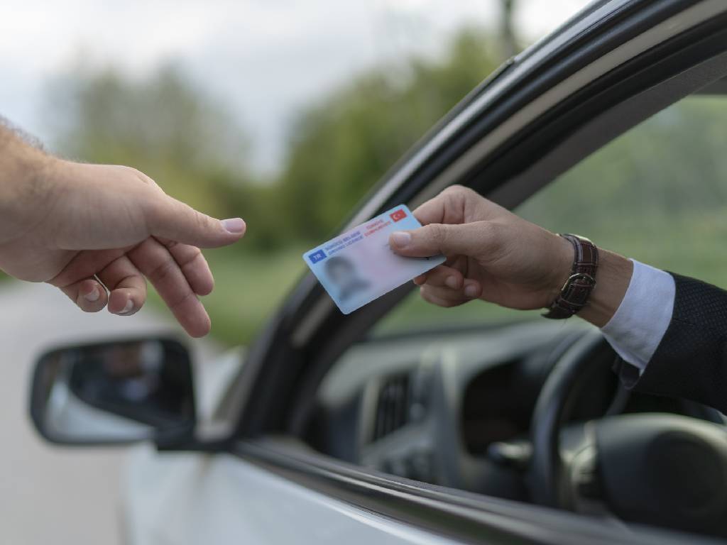 Ehliyet yenilemede son gün 31 Ekim! Randevu nasıl alınır? İşte gerekli belgeler 