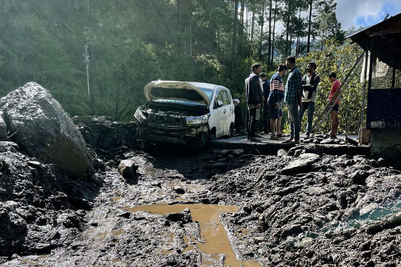 Hindistan’da sel felaketinde ölü sayısı 60'a yükseldi