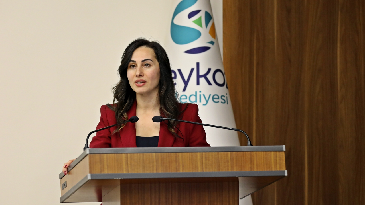 Beykoz Belediye Başkanvekili Özlem Vural Gürzel, AK Parti'ye katıldı - Manşet Haber