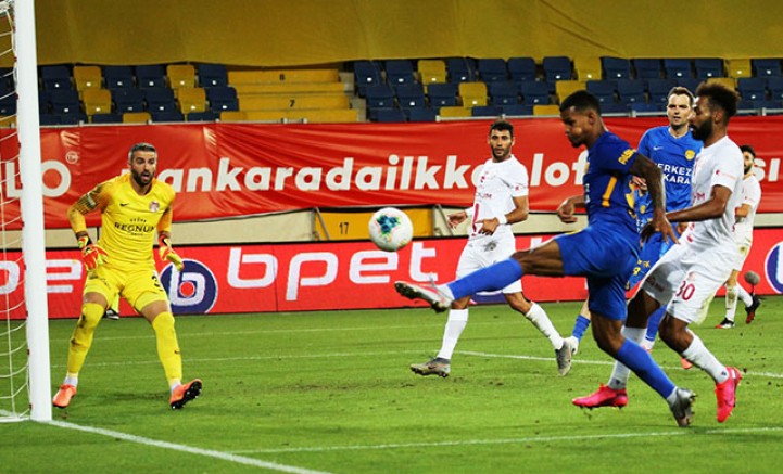 MKE Ankaragücü - Fraport TAV Antalyaspor: 0-1