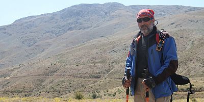 2 bin 347 metrelik Hazar Baba Dağına solo tırmanış yaptı