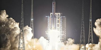 Chang'e 5 uzay aracı Ay’a başarılı şekilde indi