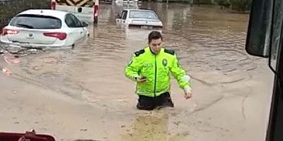 #polis #İzmir #yağış