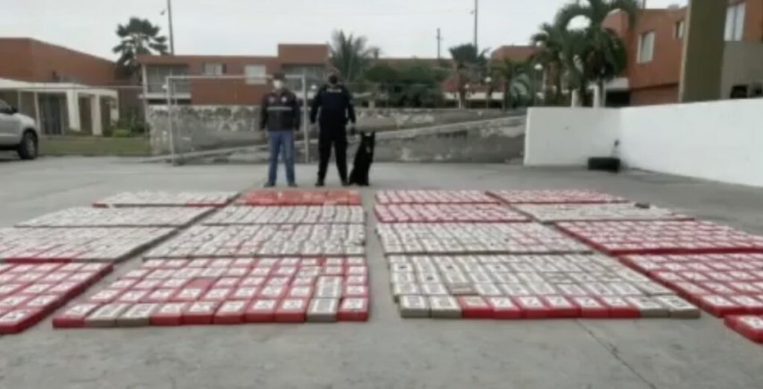 Yine muz konteyneri, yine Mersin: Ekvador polisi yüzlerce kiloluk kokain sevkiyatı ele geçirdi
