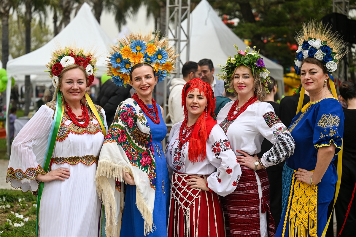Adana’da portakal çiçeği karnavalı coşkusu