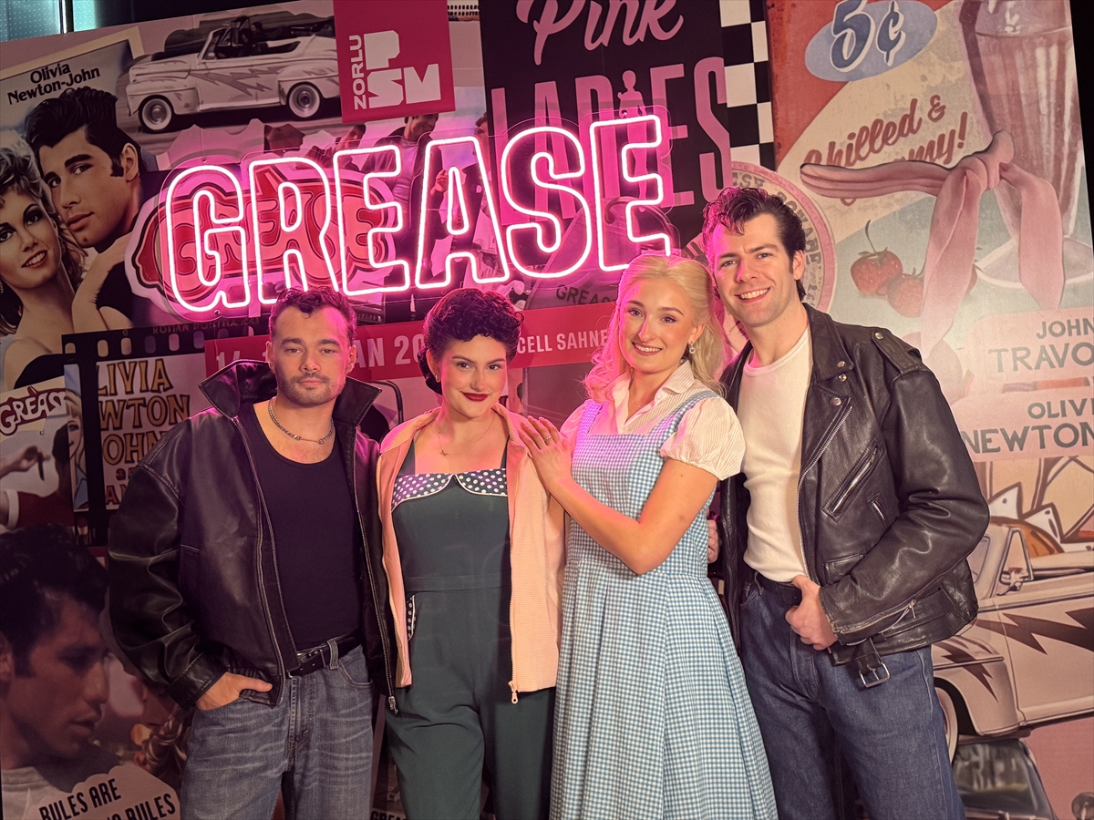 Grease Müzikali Zorlu PSM’de sahneye döndü