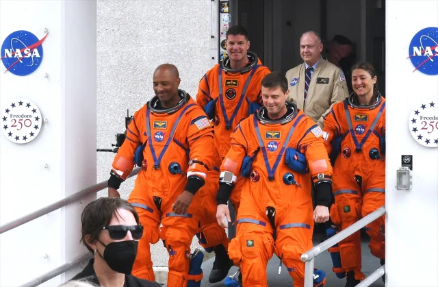 artemis-2den-tarihi-rekor-apol-19723626-5546_3_m