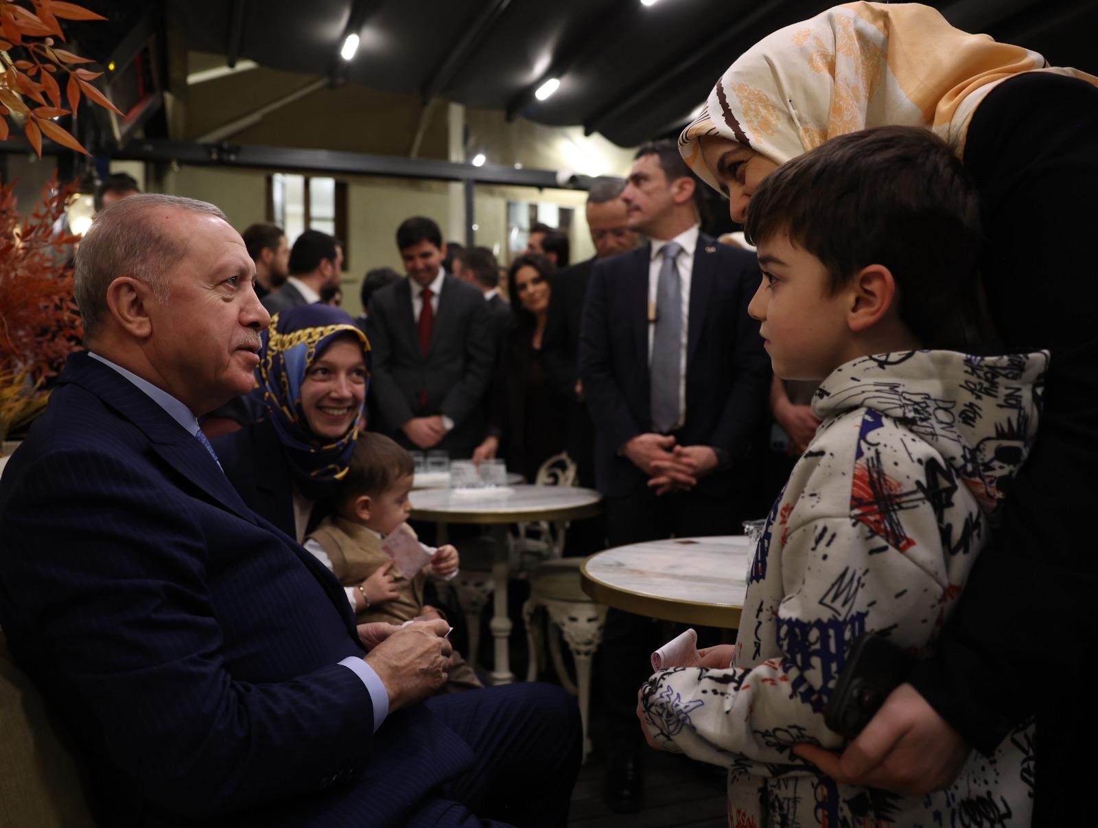 4637dc63-8e88-43e9-b852-cde37d58403c