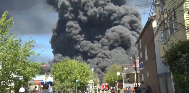 ukraynanin-vurdugu-petrol-rafi-19788767-8748_5_m