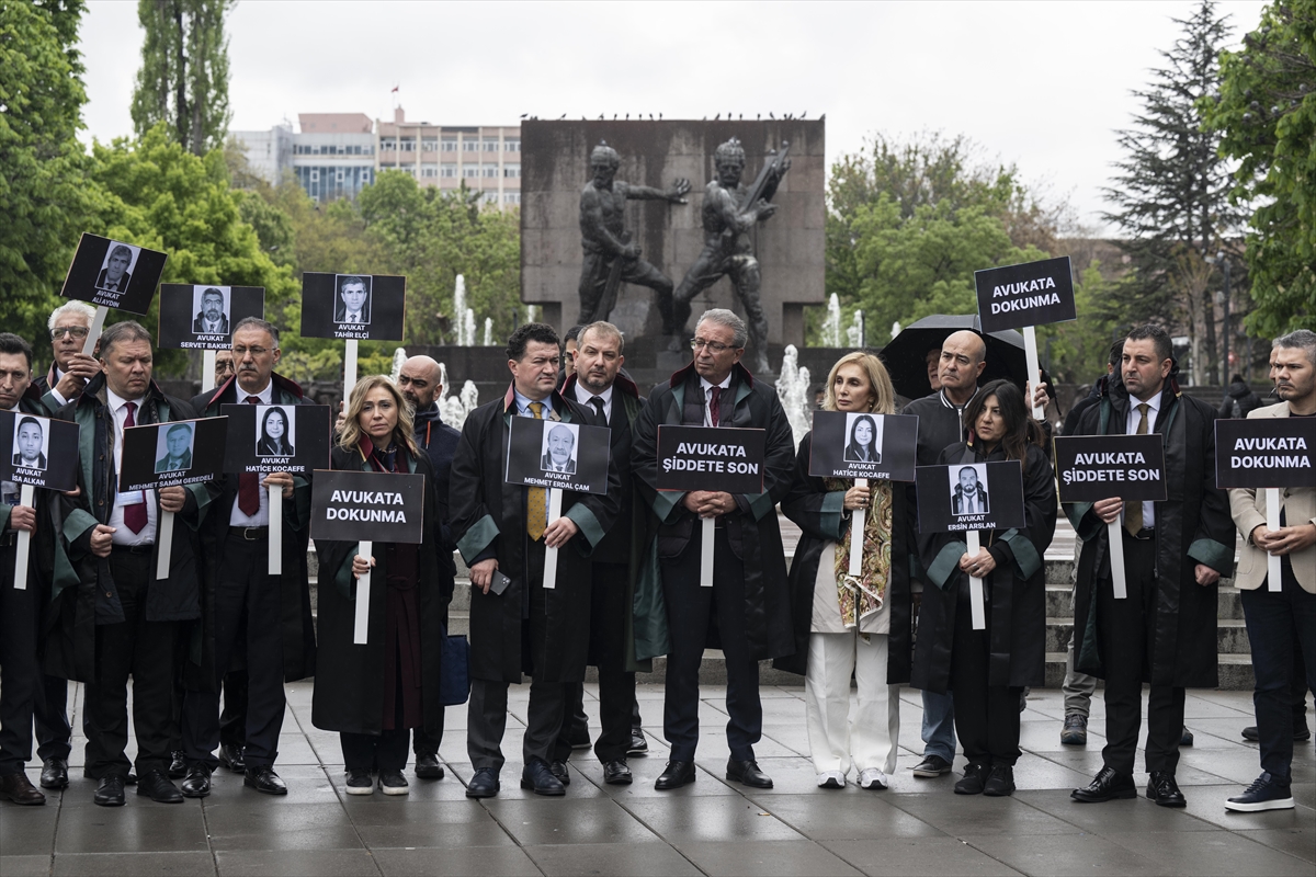 AA-20260504-41287219-41287213-TURKIYE_BAROLAR_BIRLIGI_AVUKATLARA_SIDDETE_KARSI_GUVENPARKTAN_MECLISE_YURUDU