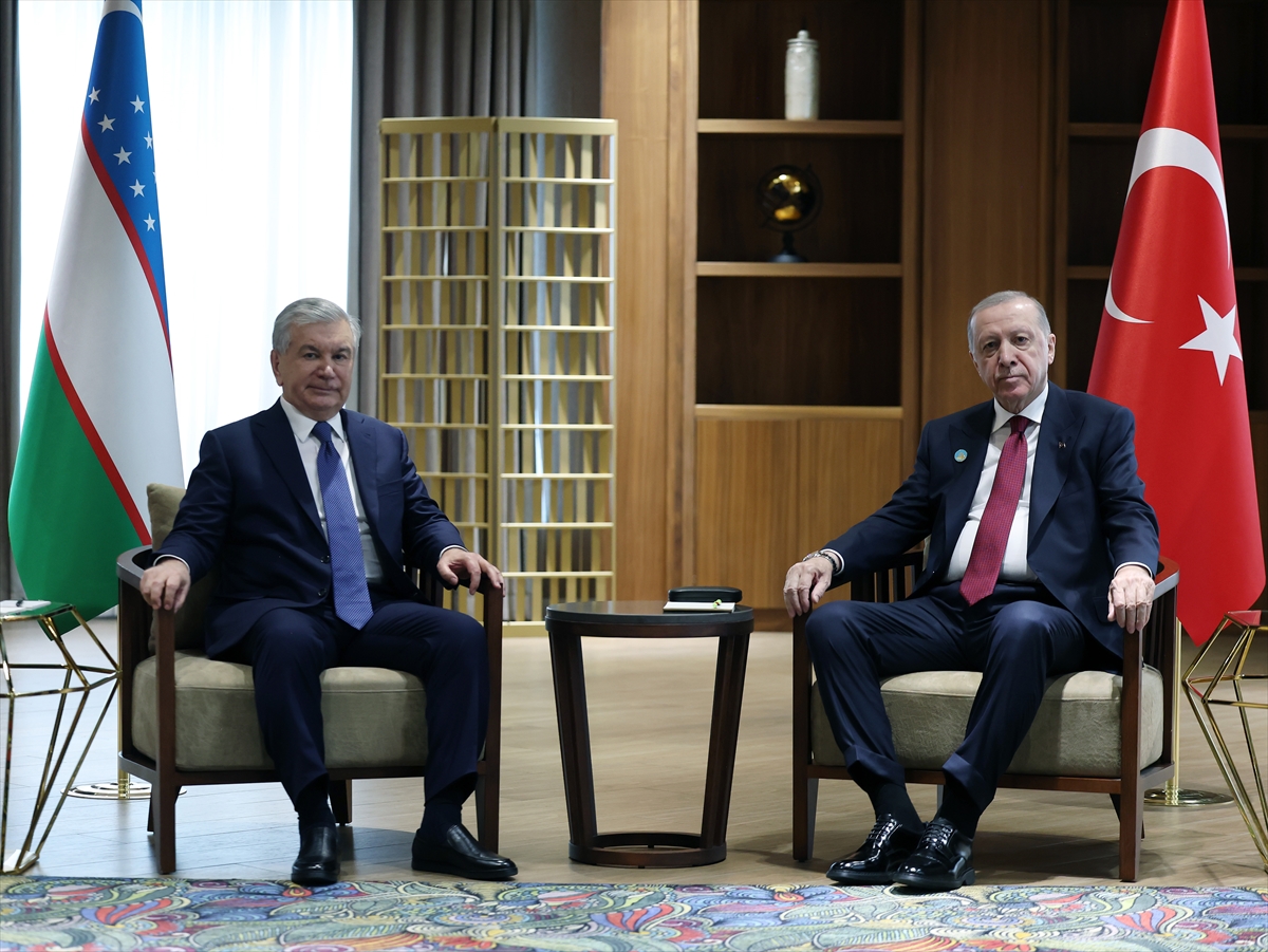 AA-20260515-41388735-41388733-CUMHURBASKANI_ERDOGAN_OZBEKISTAN_CUMHURBASKANI_MIRZIYOYEV_ILE_GORUSTU