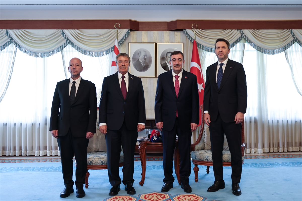 AA-20260520-41440144-41440138-CUMHURBASKANI_YARDIMCISI_YILMAZ_KKTC_BASBAKANI_USTEL_ILE_GORUSTU