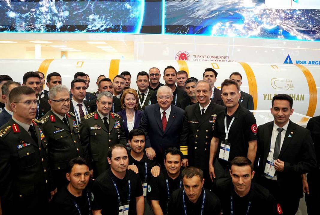Türkiye_nin yerli füzesi var mı yerli füze yıldırımhan seri üretime geçti mi özellikleri neler _6_