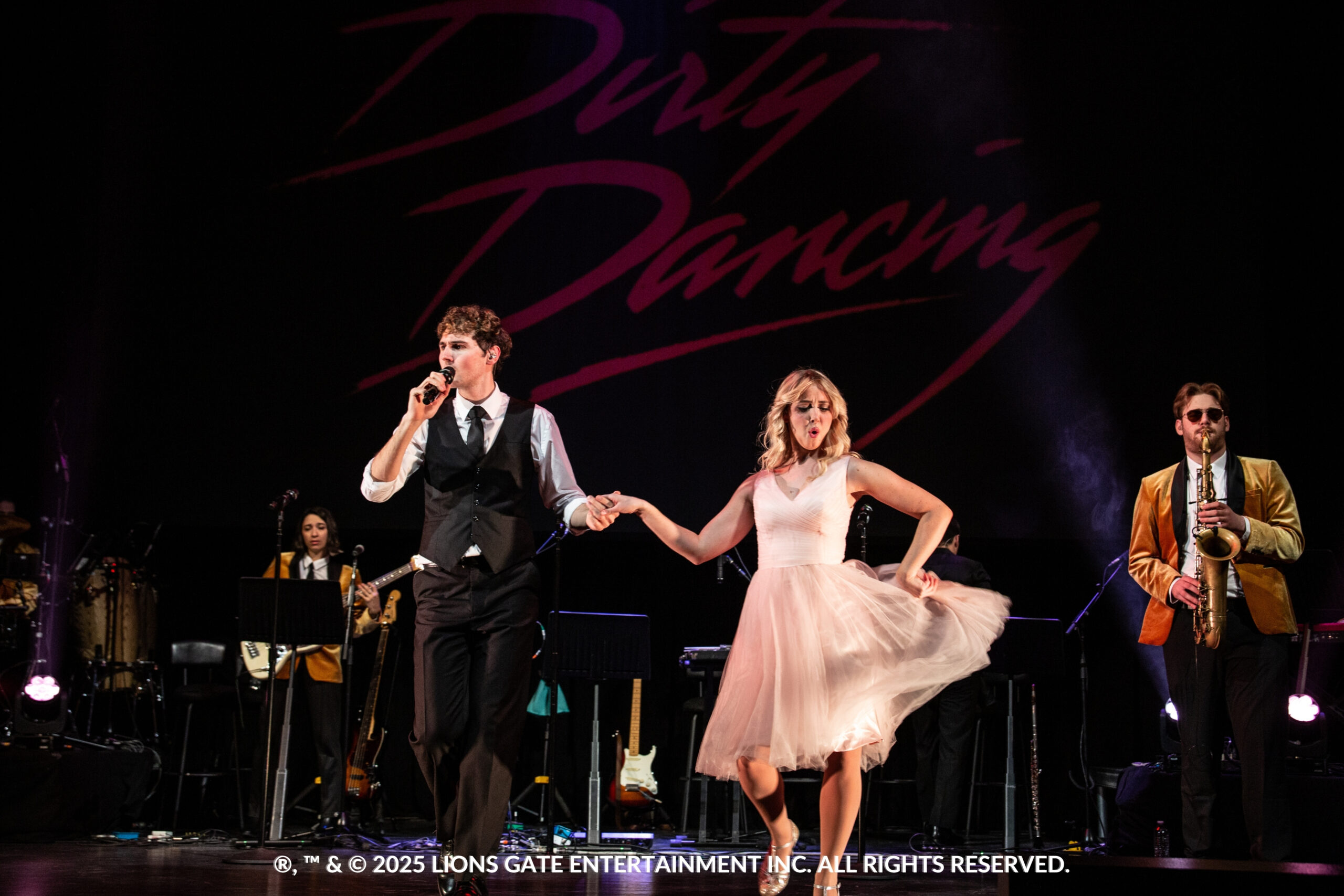 DirtyDancing_in_Concert_142-scaled