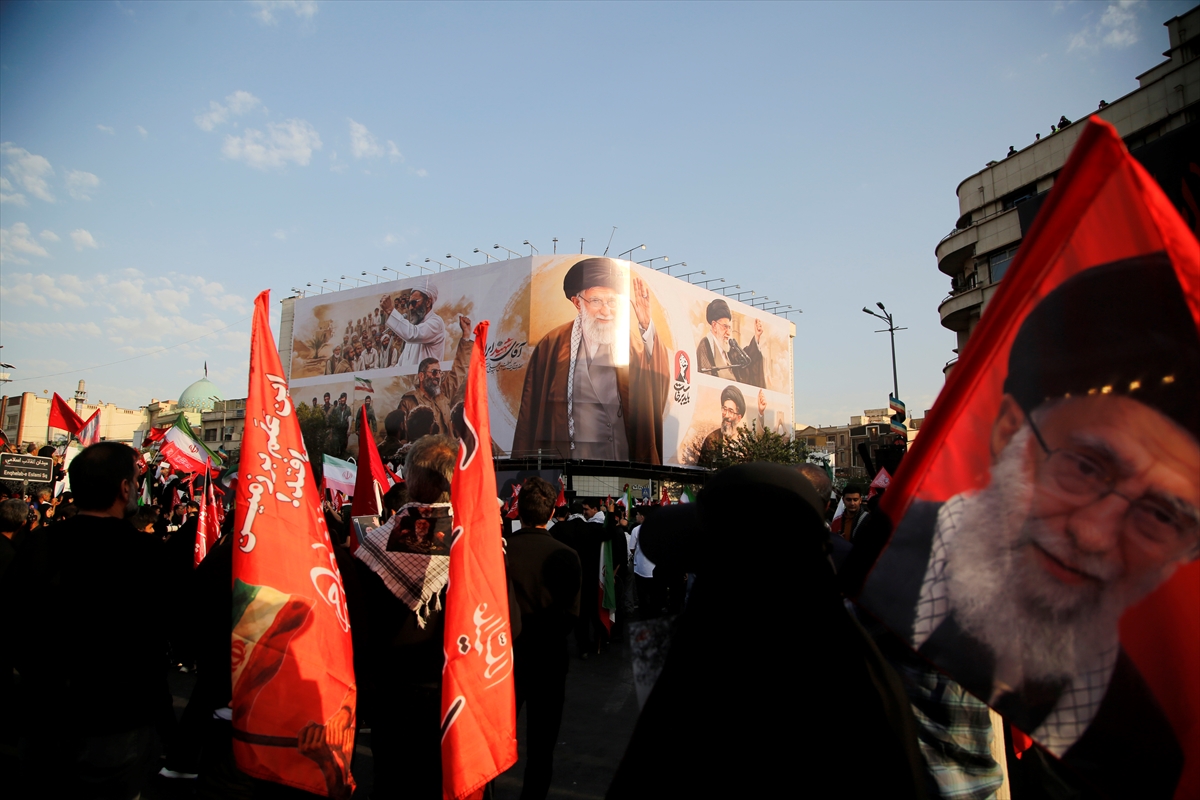 AA-20260706-41887111-41887108-IRANIN_ESKI_LIDERI_HAMANEY_ICIN_TAHRANDA_CENAZE_TORENI_DUZENLENDI