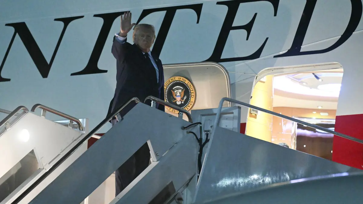 AFP__20260707__B9FN9NY__v1__MidRes__UsPresidentDonaldTrumpDepartsToAnkaraForNatoSumm-406963