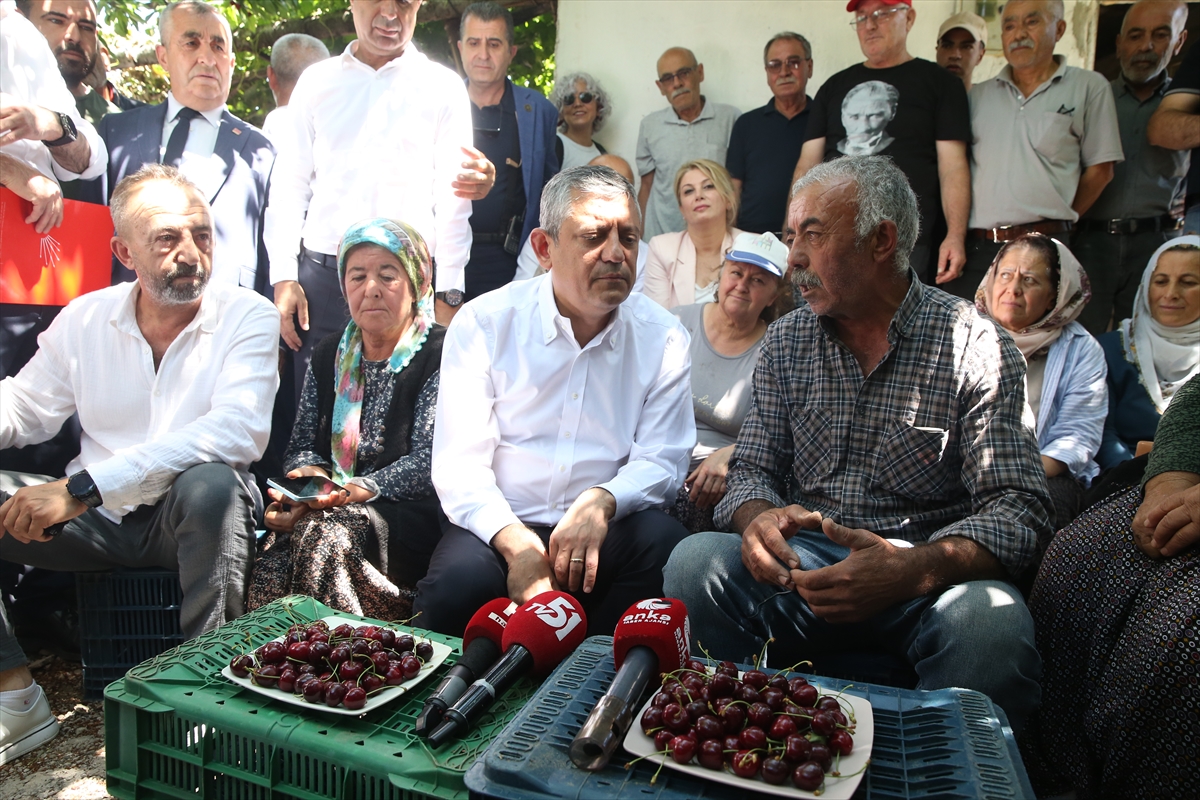 AA-20260712-41959145-41959141-CHP_GRUP_BASKANI_OZEL_NIGDEDE_ZIYARETLERDE_BULUNDU