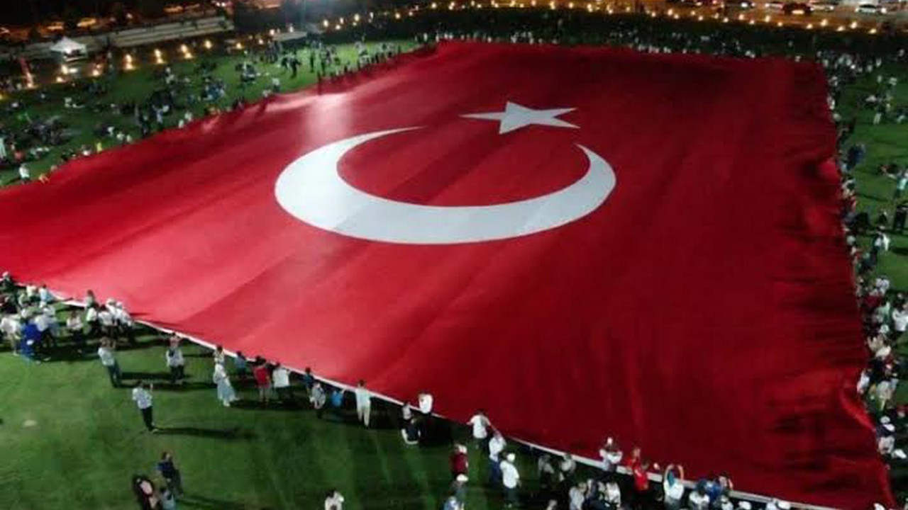 dunyanin-en-buyuk-turk-bayragi-kayseride-acildi-kayseri-haber-dunyanin-en-buyuk-turk-bayragi-ZEP8 dunyanin-en-buyuk-turk-bayragi-kayseride-acildi-kayseri-haber-dunyanin-en-buyuk-turk-bayragi-ZEP8