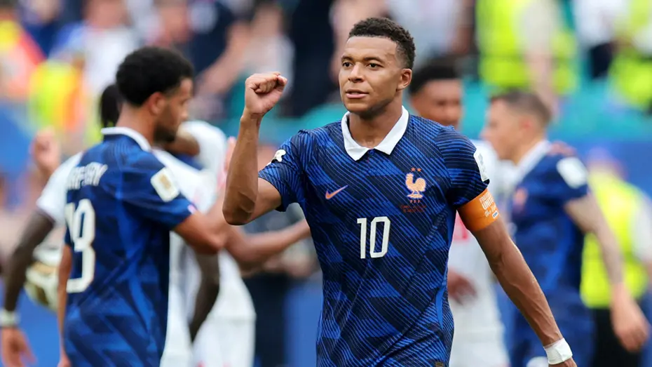mbappe-908709 mbappe-908709