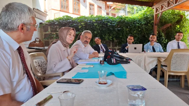 ak-parti-genel-baskan-yardimci-32187801-6924_1_m ak-parti-genel-baskan-yardimci-32187801-6924_1_m