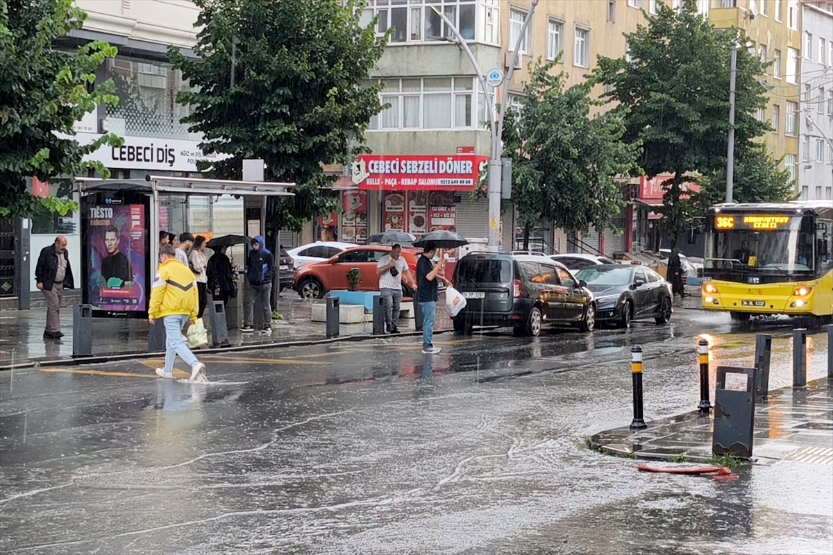 AA-20260725-42060487-42060479-ISTANBULUN_BAZI_BOLGELERINDE_SAGANAK_ETKILI_OLDU AA-20260725-42060487-42060479-ISTANBULUN_BAZI_BOLGELERINDE_SAGANAK_ETKILI_OLDU