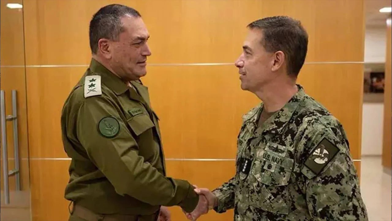 israil-basini-duyurdu-centcom-komutani-ile-israil-genelkurmay-baskani-bir-araya-geldi