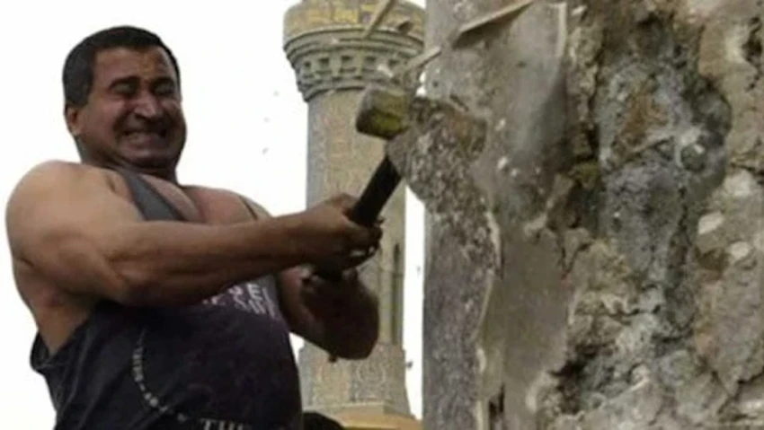 saddam-heykel