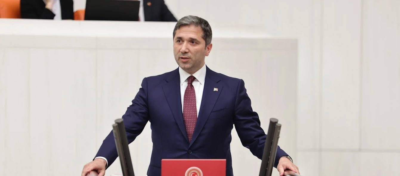 zafer sırakaya