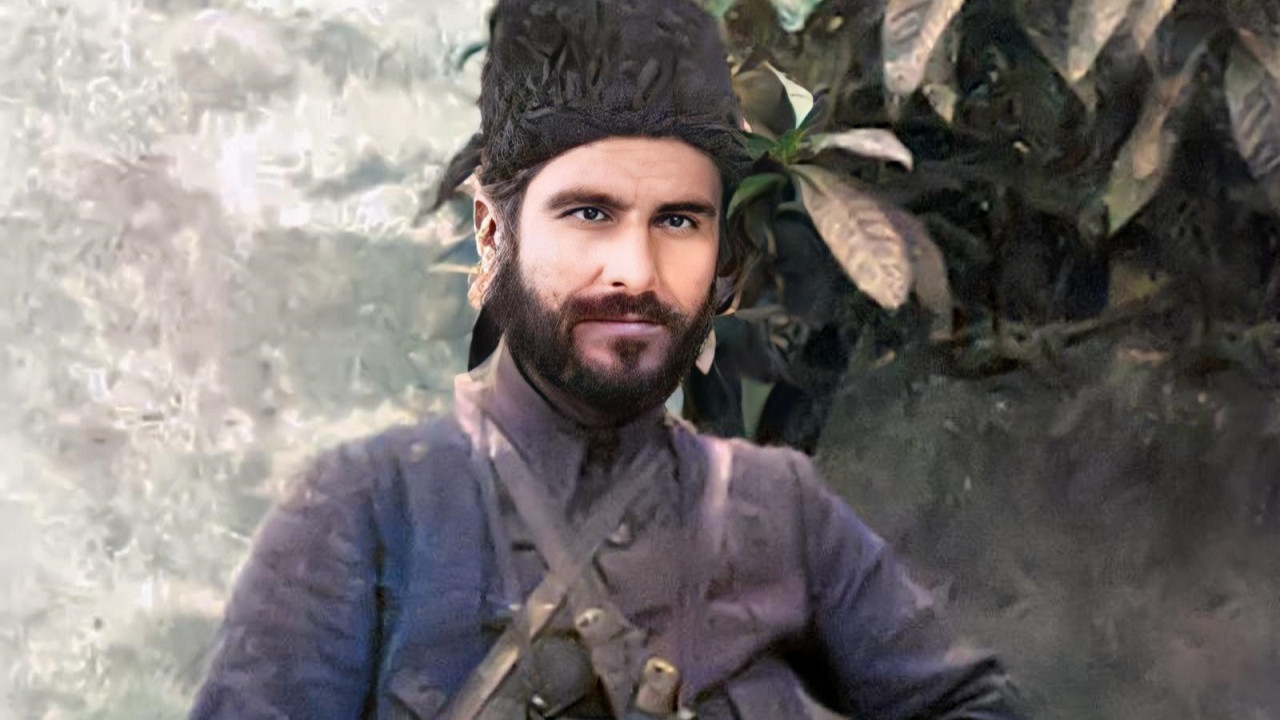 koprululu-hamdi-bey-kuvayi-milliye-kahramani-rumelide-fransizlari-tutukladi-ve-silahlari-anadoluya-sevkedildi-3rKI