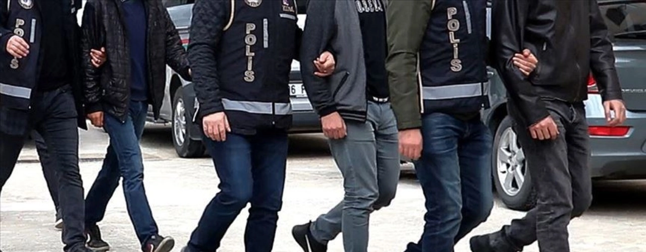 İstanbul’da silah kaçakçılarına darbe: Depodan cephanelik çıktı